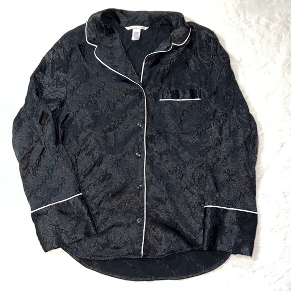 Victoria's Secret Other - Victoria’s Secret button down pajama top